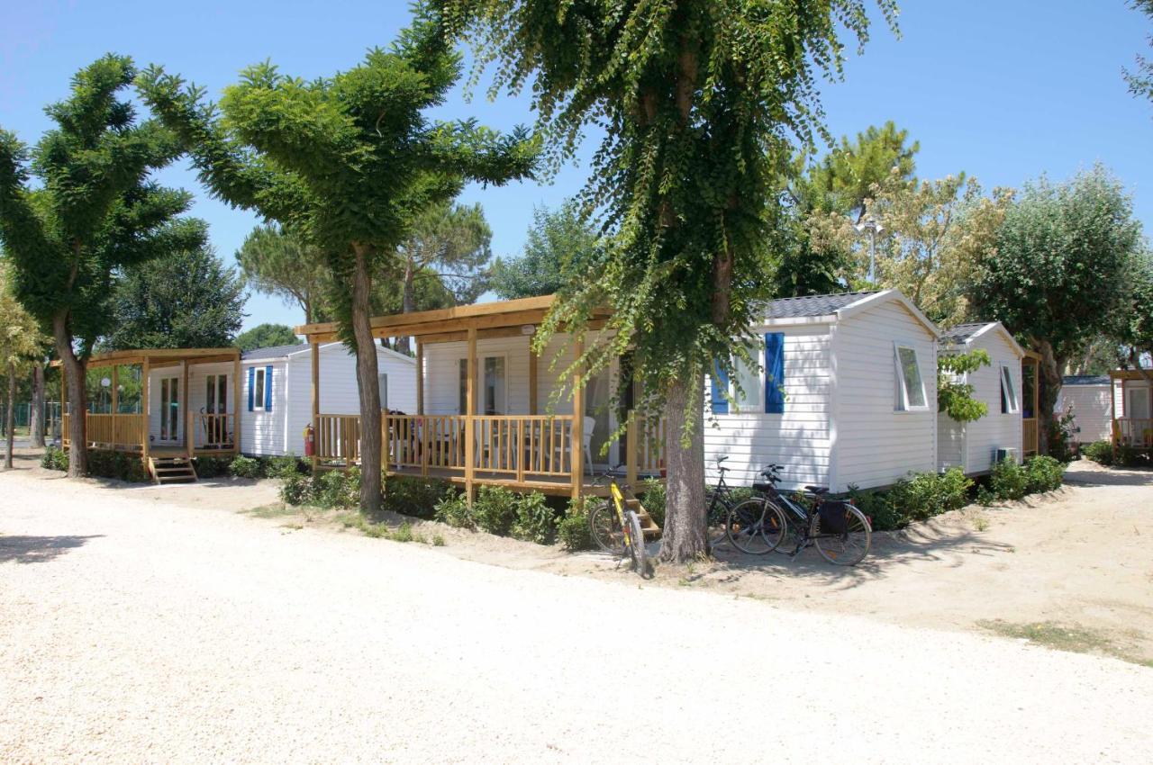 Club Del Sole Marina Family Resort Punta Marina Extérieur photo