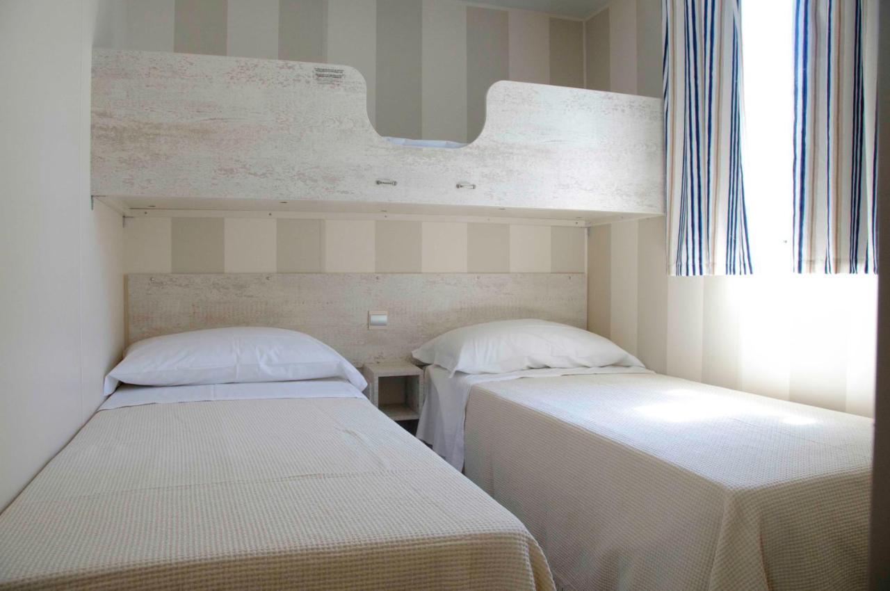 Club Del Sole Marina Family Resort Punta Marina Extérieur photo