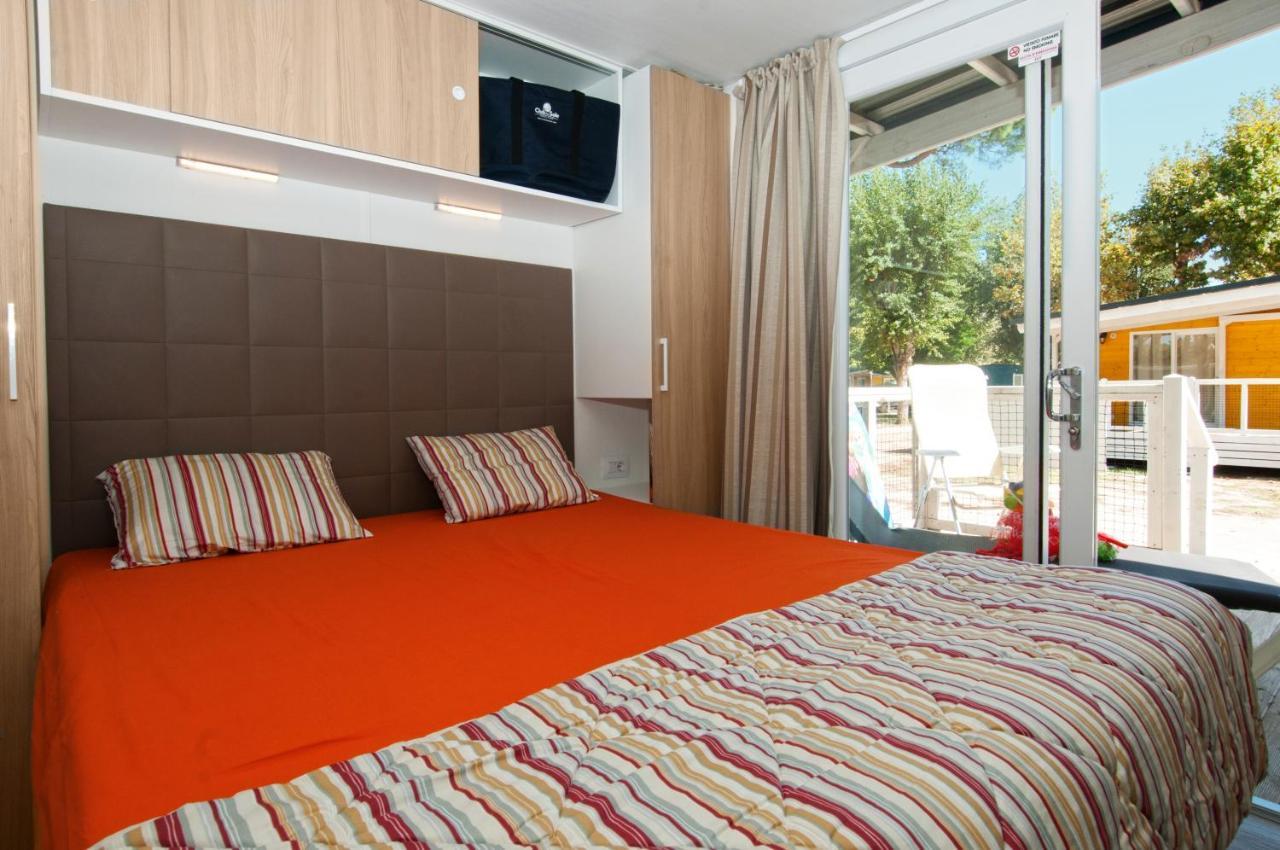 Club Del Sole Marina Family Resort Punta Marina Extérieur photo