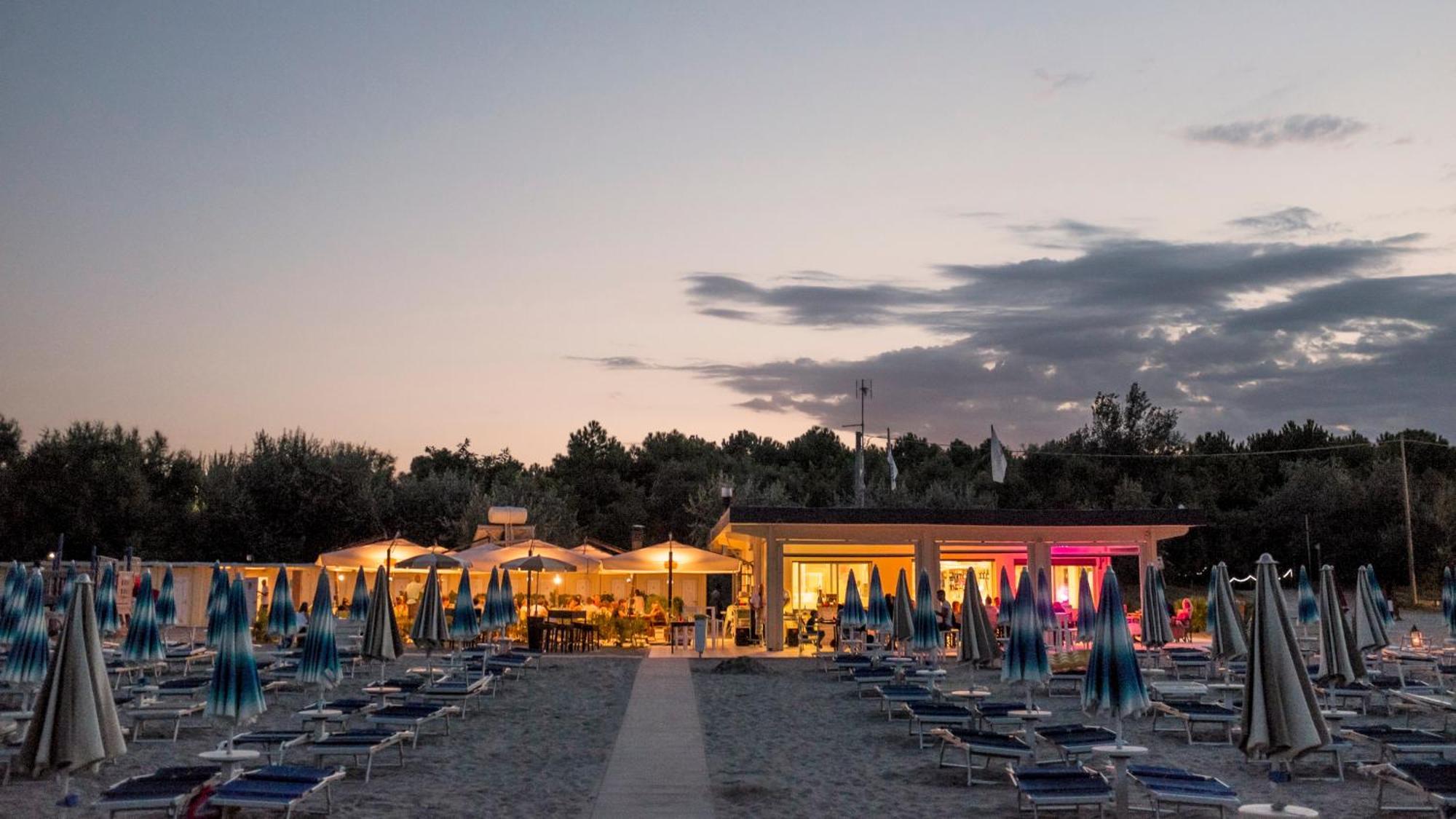 Club Del Sole Marina Family Resort Punta Marina Extérieur photo